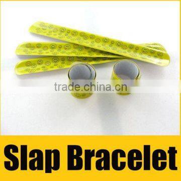 Promotional cheap fashion toy paipai bracelet