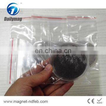 Sealed iron powder box for education