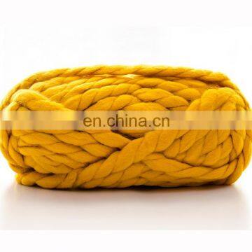 Super Chunky 100% Acrylic Blanket Yarn Roving Yarn photo-3