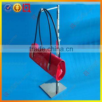 Adjustable metal strandbag display rack