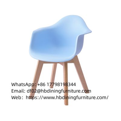 Plastic dining chair