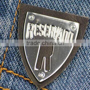Made in China Discount Embossed Leather Jeans Patches photo-6