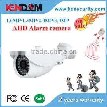 KENDOM Unique Design New Alarm Siren Camera IP or AHD Security Camera Outdoor With new brand IR and white light leds