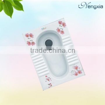 109-2 ceramic two piece spy toilet with decoration