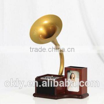 Retro gramophone Wooden style retro radio with bluetooth