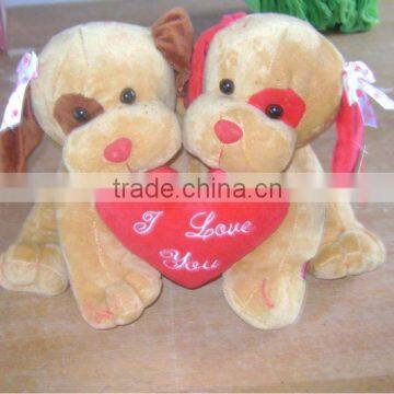 lovely&beautiful soft stuffed plush valentine dog with heart pillow for valentine festival