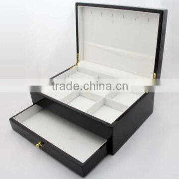 Luxury Wooden Display Box With Insert