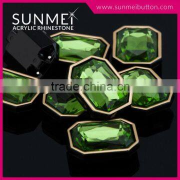 Customized Acrylic Plastic Emerald Stone for Clothing Accessories