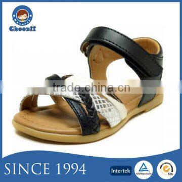 2016 Latest Design Beautiful Kids Shoes Leather Sandals with Rope Design