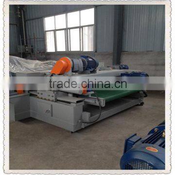 veneer spindleless peeling machine