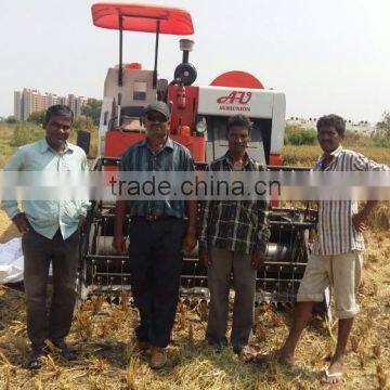 Small Paddy Cutting Harvester Machine photo-2