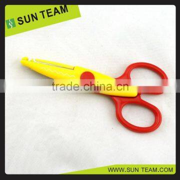 CS004A 5-1/4" New Plastic Handle Paper Cutting Lace Scissors photo-4