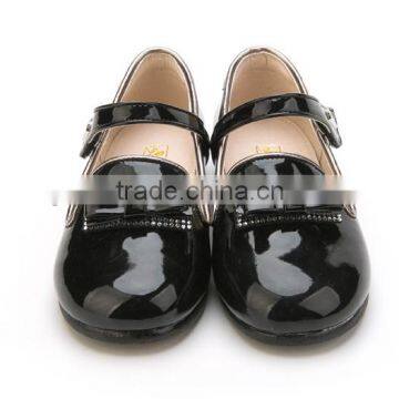 2016 girls beautiful Imitation leather hard sole student shoes