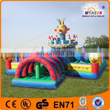 2017 Popular WINSUN bouncy castle inflatable fun city