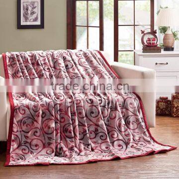 China wholesale red printed luxury American style adults soft thick fleece blanket