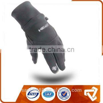 comfortable embroidery windproof snow phone glove