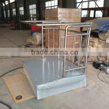 CE cheap the disabled wheelchair scissor lift table