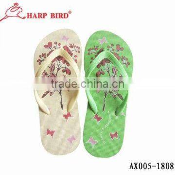 COMFORTABLE UNISEX BEACH SANDALS