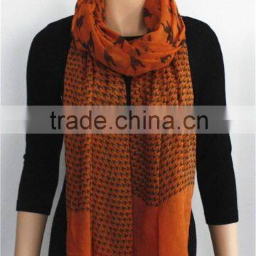 Houndstooth Printed Viscose Scarf with fringe