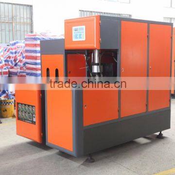 Semic-automatic plastic bottle making machine