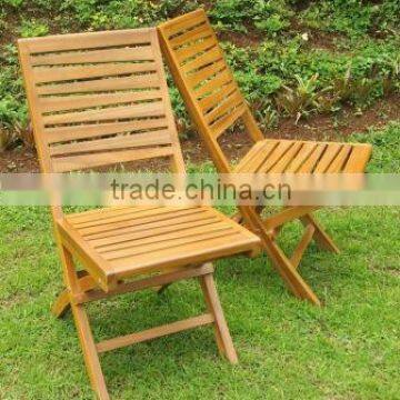 Arum Folding Chair made of teak wood for outdoor furniture