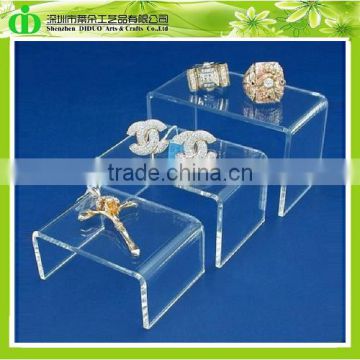 DDJ-0064 ISO9001 Chinese Manufacture Sells Cheap Plexiglass Bangle Display Raisers