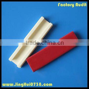 Ceramic heating plate