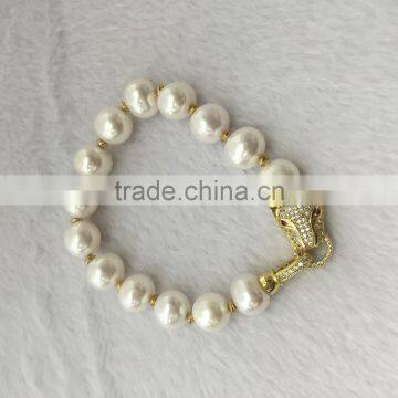 9-10mm AAA White Nearly Round Freshwater Pearl Bracelet