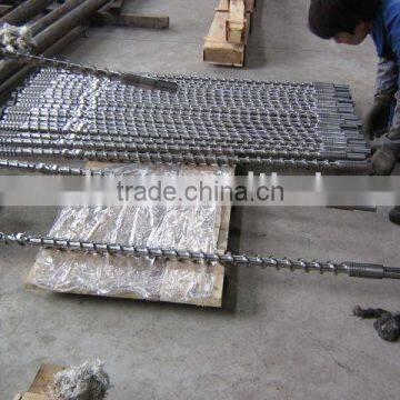 Single screw and barrel for extrusion machine