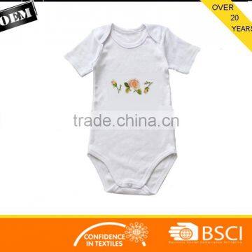 New design White Baby Romper With Custom Logo Pattern Printing with high quality