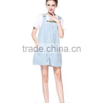 Women's summer casual light blue denim jeans hot shorts/short suspender bib overalls