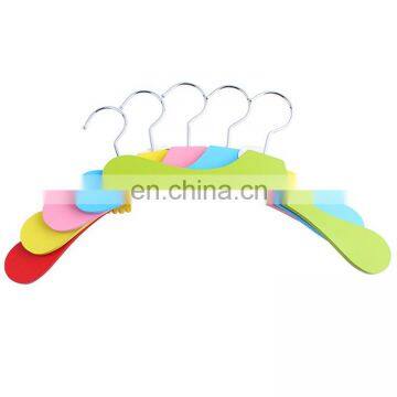 Factory Wholesale Wooden Cartoon Dog Clothes Hanger photo-3