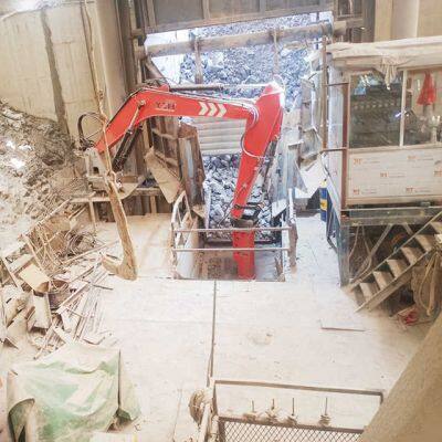 Stationary Rock Breaker System for Underground or Opencast Grizzly Screen