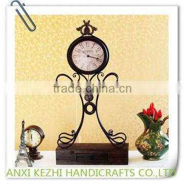 Fashion Wrought Iron Desk Clock