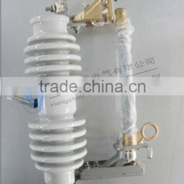 24 kV porcelain fuse cutout