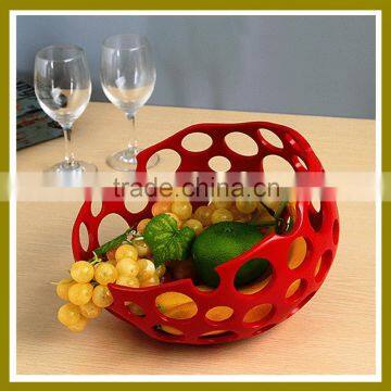 wholsales Custom hollow leaf modern dry resin decorative fruit and candy bowl