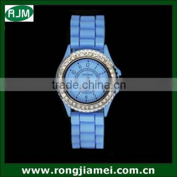 Hot Sale Charming Flashing Diamond Silicone Women Wristwatch