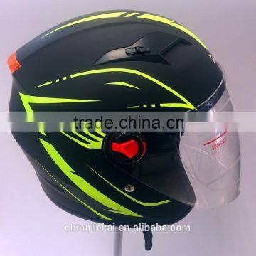 2016 very colol Latest motorcycle half face helmet