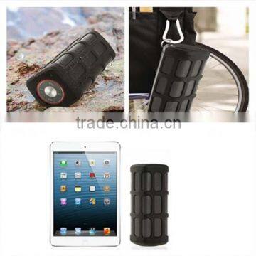 2014 new outdoor waterproof bluetooth speaker compact wireless speaker with power bank 7000mAh