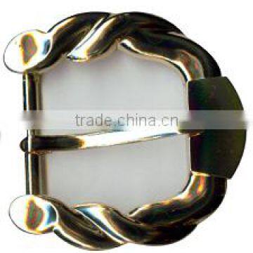 Two-piece metal buckle for belt