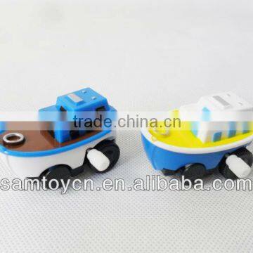 Mini wind up plastic toy boats