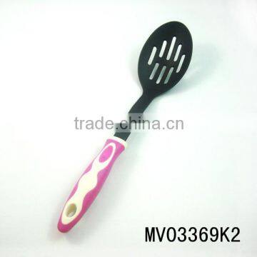 NYLON KITCHEN TOOLS WITH PLASTIC HANDLE/SLOTTED SPOON