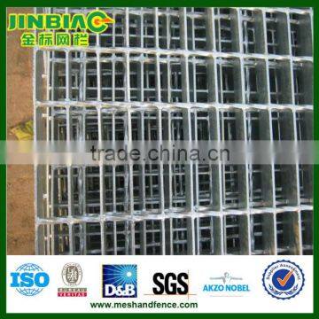 Hot dip galvanized serrated steel flat bar twisted square bar grating