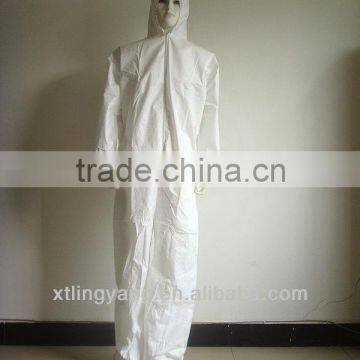 Disposable white soft singel use protective clothing