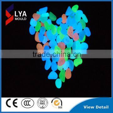 Garden Decorate Glow in the Dark Pebble Stone photo-2