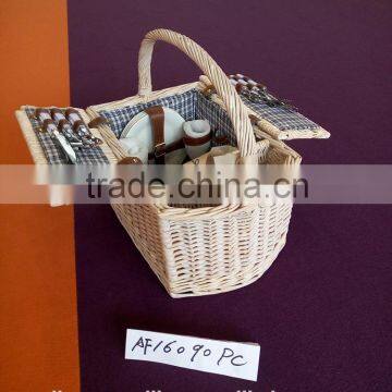 4 persons Folk Art Style and Basket Product Type willow hamper picnic basket