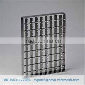 Factory Price Serrated Steel Grating for Sale photo-6
