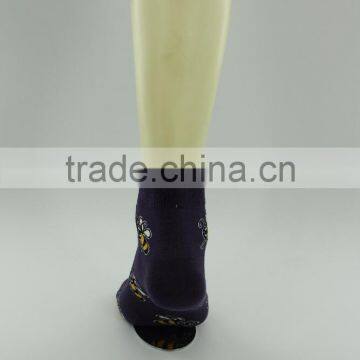 Men Sport Ankle Socks Bulk Wholesales With Cushion Pading on Foot photo-4