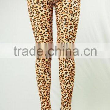 traditional design women leopard print leggings