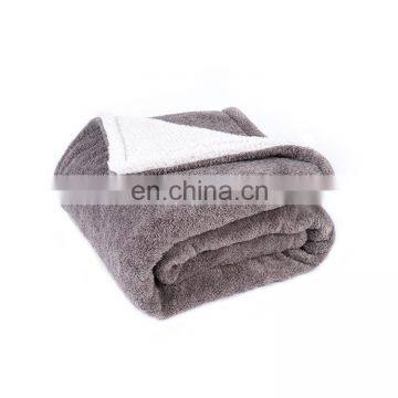 China Wholesale Ultra-soft Fluffy Cationic Plush Sherpa 2 Ply Quilted Throw Blanket photo-2